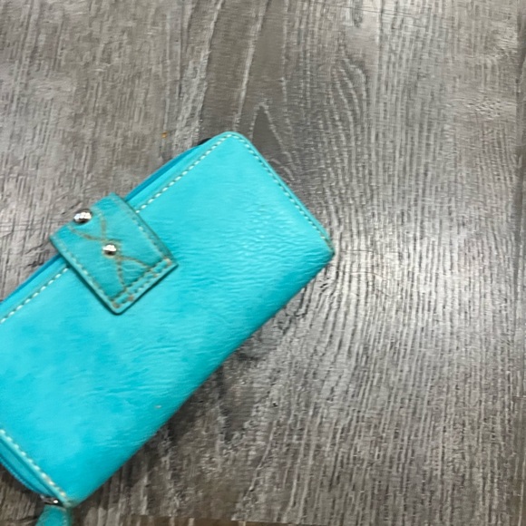 Turquoise Wallet with Embossed Design - Picture 5 of 16